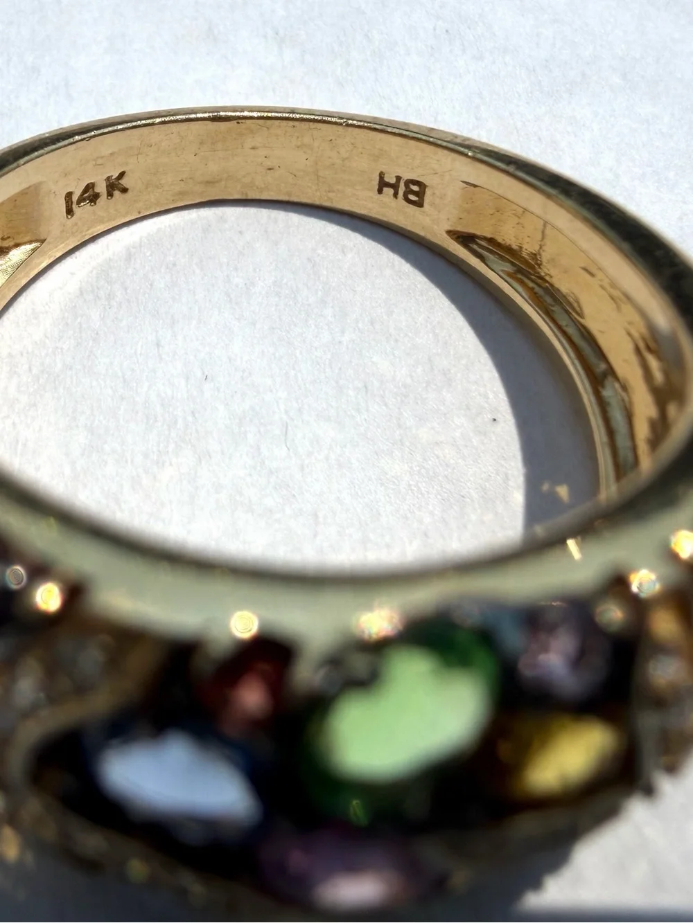 Effy ring features